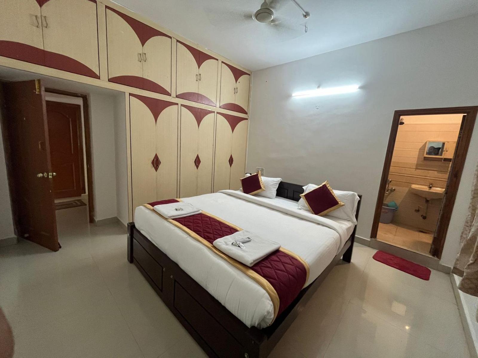 Nanda Mohan Homestay- Luxuries Ac Apartment Close To Alipiri Foothills-Kapila Teertham And Iskcon Temple Тирупати Экстерьер фото