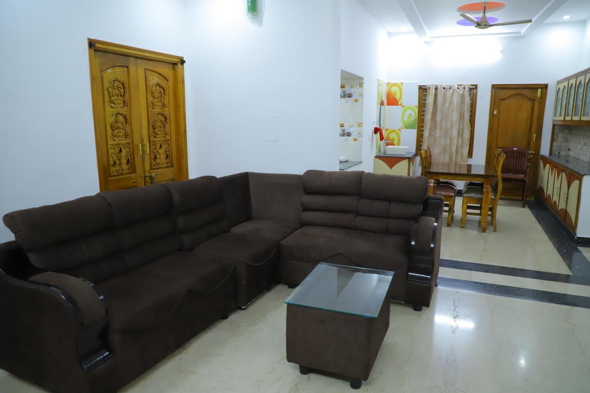 Nanda Mohan Homestay- Luxuries Ac Apartment Close To Alipiri Foothills-Kapila Teertham And Iskcon Temple Тирупати Экстерьер фото