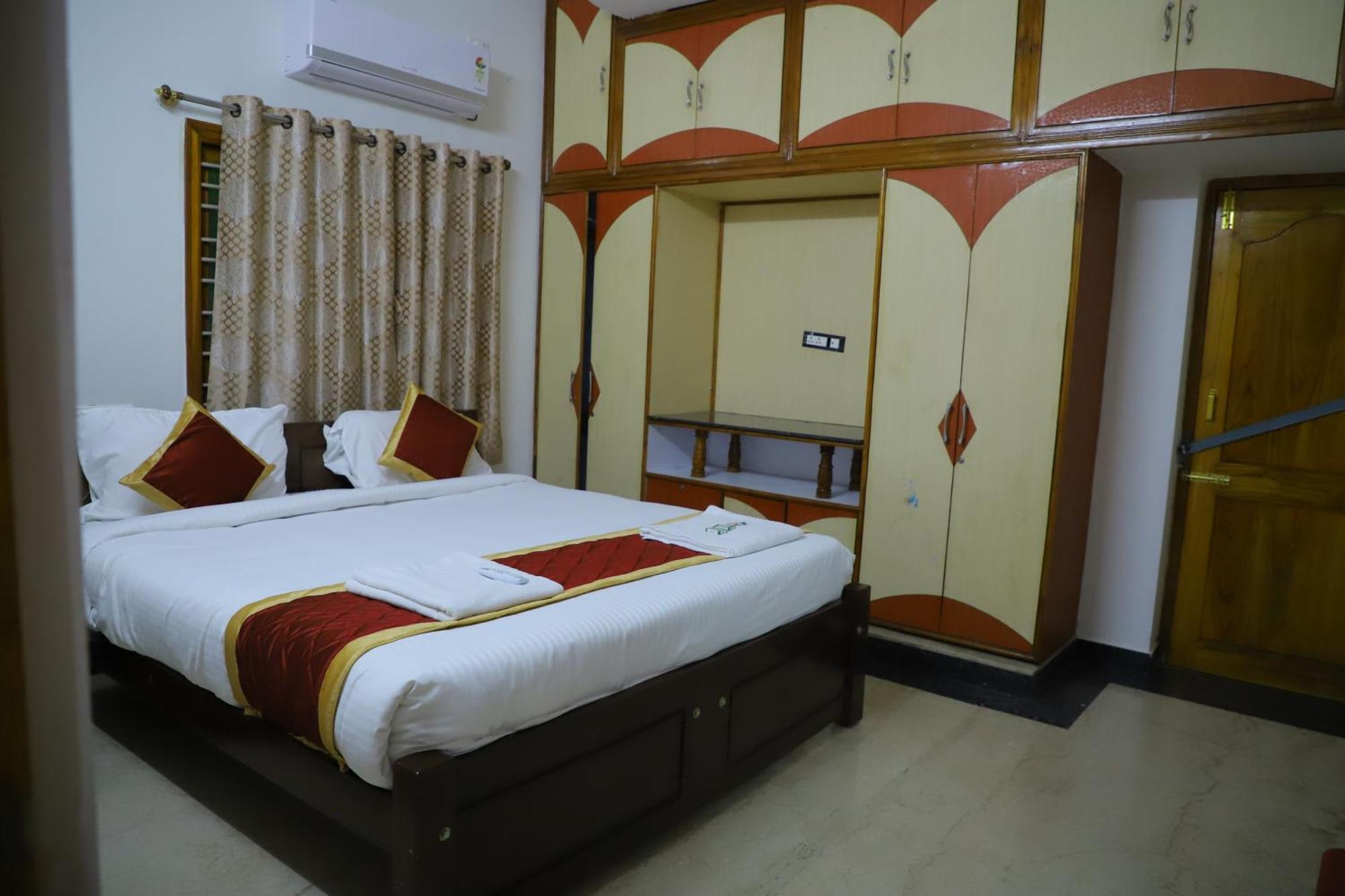 Nanda Mohan Homestay- Luxuries Ac Apartment Close To Alipiri Foothills-Kapila Teertham And Iskcon Temple Тирупати Экстерьер фото