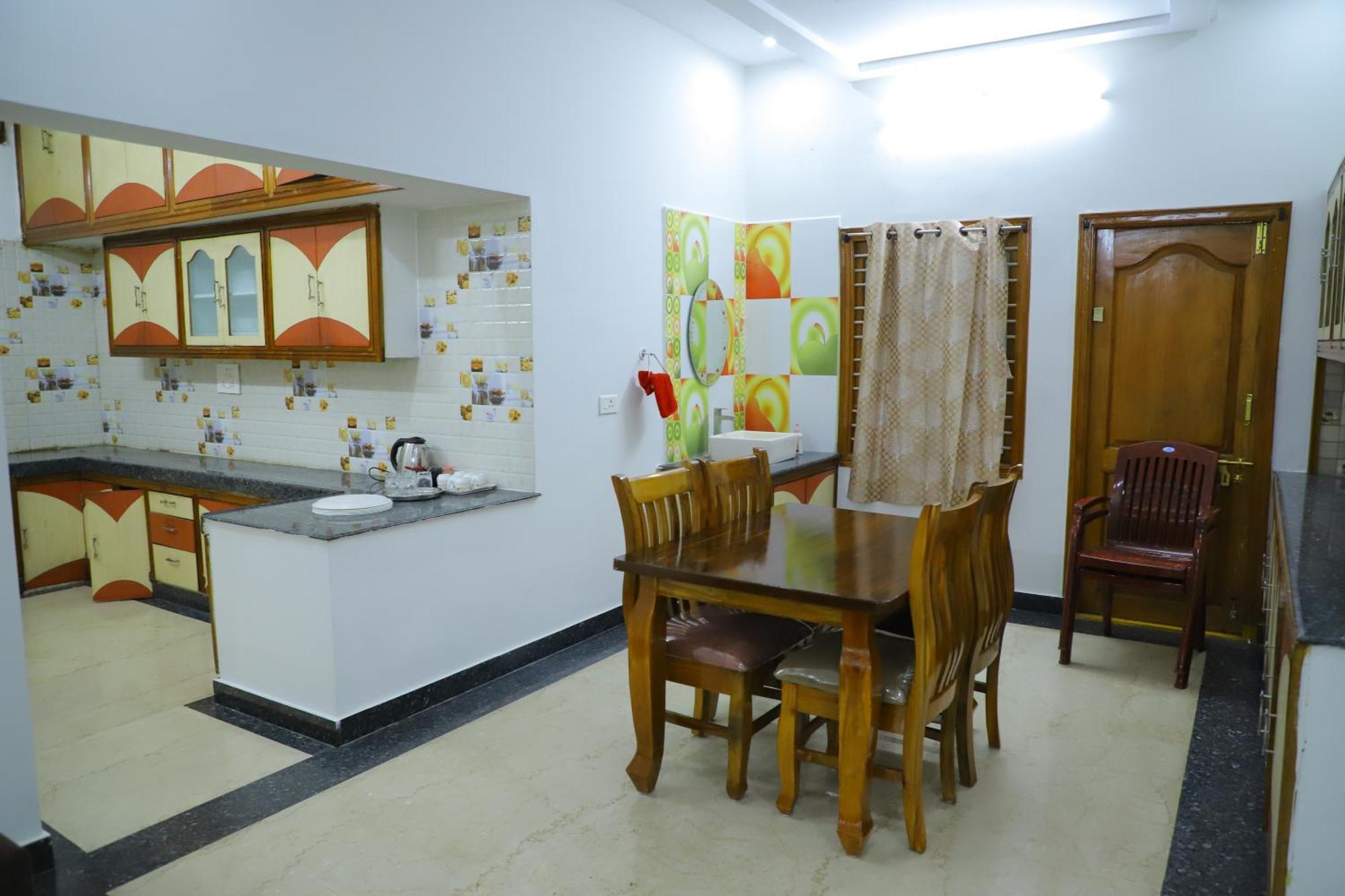 Nanda Mohan Homestay- Luxuries Ac Apartment Close To Alipiri Foothills-Kapila Teertham And Iskcon Temple Тирупати Экстерьер фото